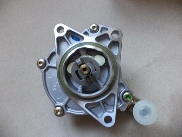 n°da40 pompe vide AUDI 2.5TDI A4 A6 A8 pierburg 722185510 neuve NOS vacuum DPA86