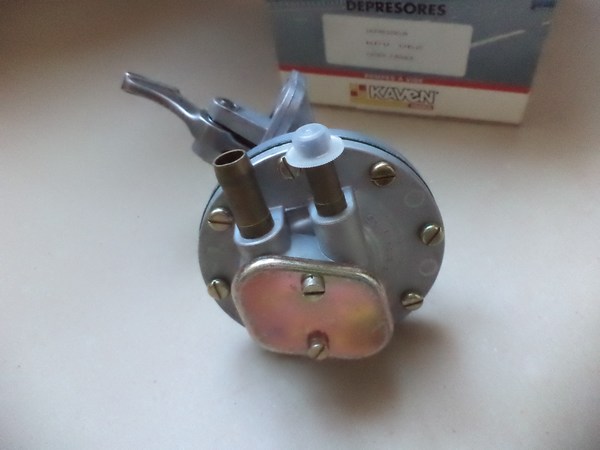 n°da43 pompe a vide VOLVO 264 265 262 262C pierburg neuve 72018400 1328559 NOS vacuum DPA86
