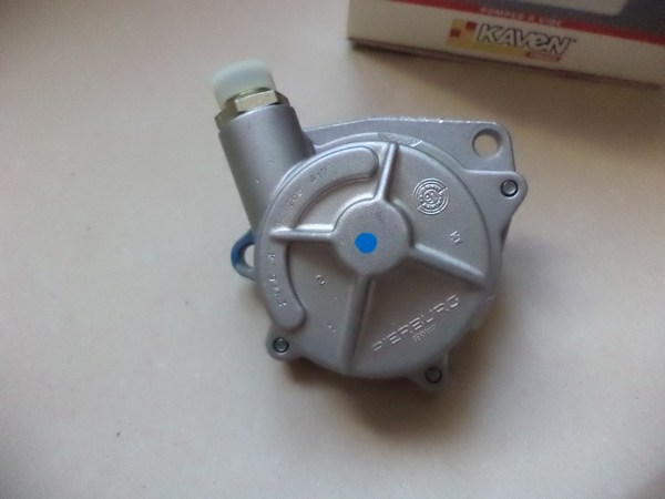 n°da48 pompe a vide Opel astra F vectra A / B pierburg neuve 90285417 72122354 vacuum DPA86