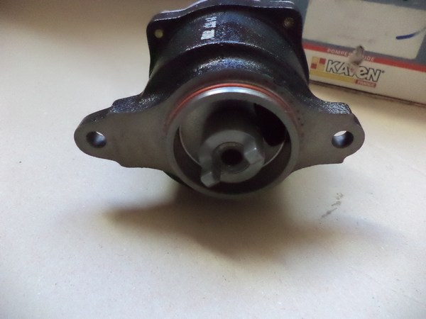 n°da53 pompe a vide Renault 2.1 R18 R20 R21 R25 R30 espace trafic RM neuve NOS vacuum DPA86