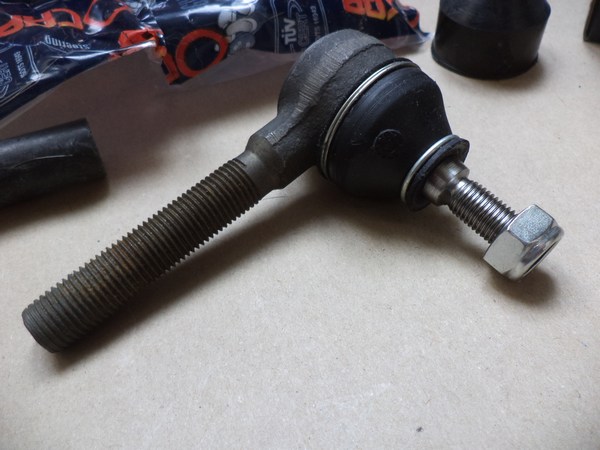 n°da65 rotule direction RENAULT super5 R9 R11 R20 R21 R25 fuego 0180926 OCAP neuve DPA86