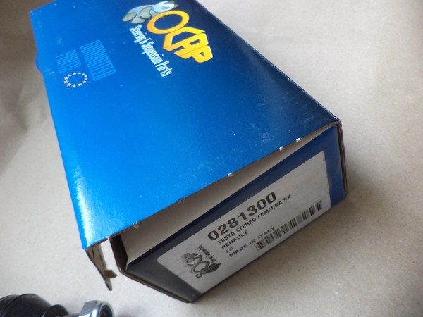 n°da67 rotule direction droit RENAULT CLIO 2 OCAP 0281300 neuve DPA86